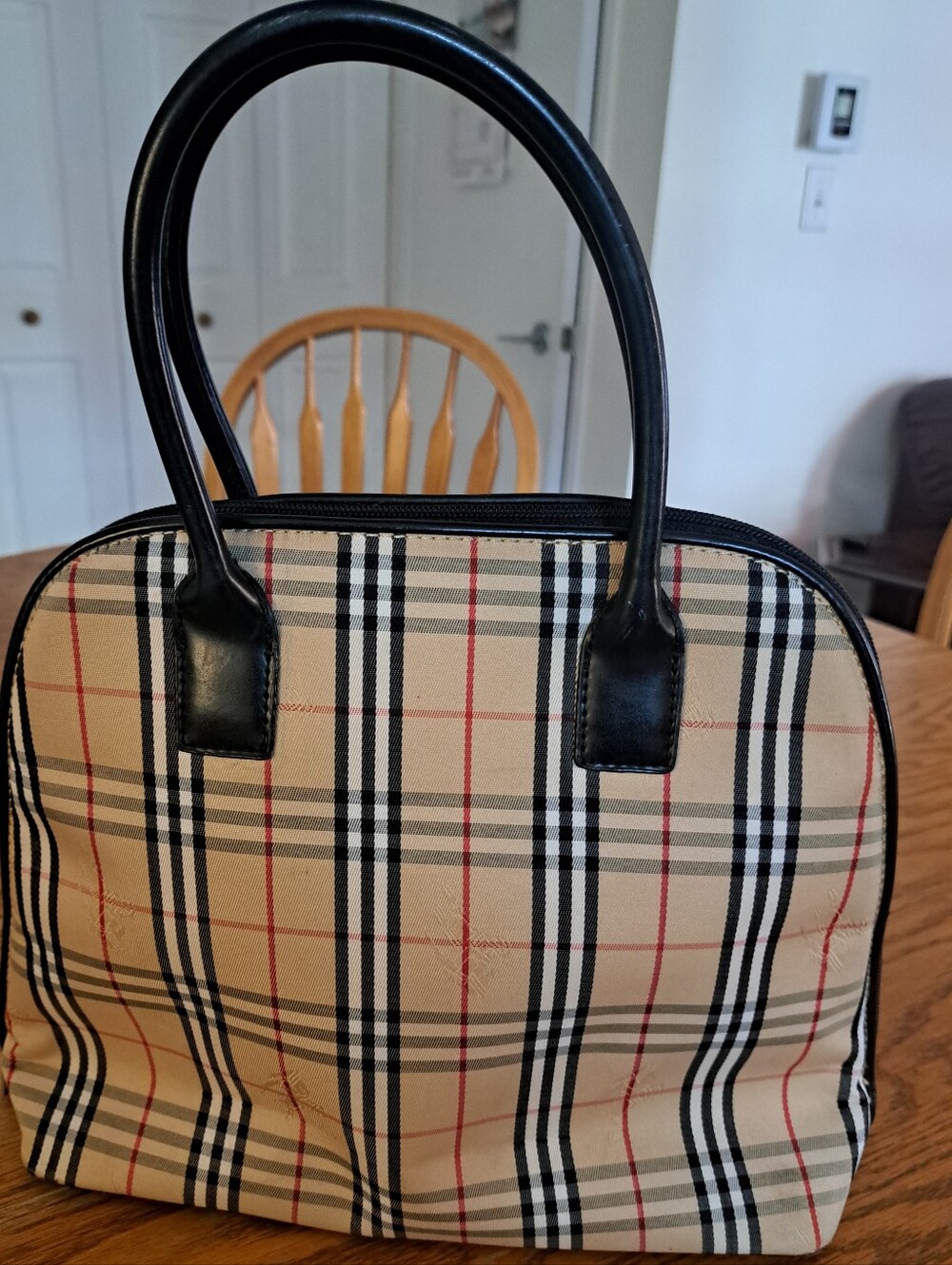 Fancy Classic Plaid Top-Handle Women's Bag in Beige and Black